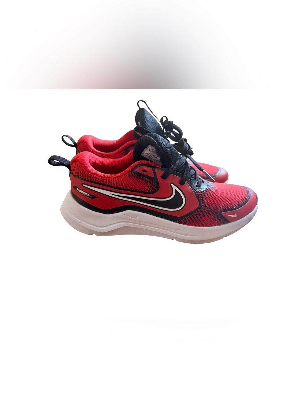 Nike Cosmic Runner GS in “University Red”